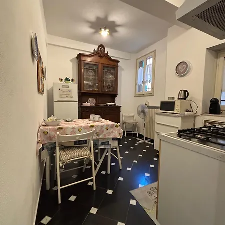 La Casa Dell'amore Perfetto Genua